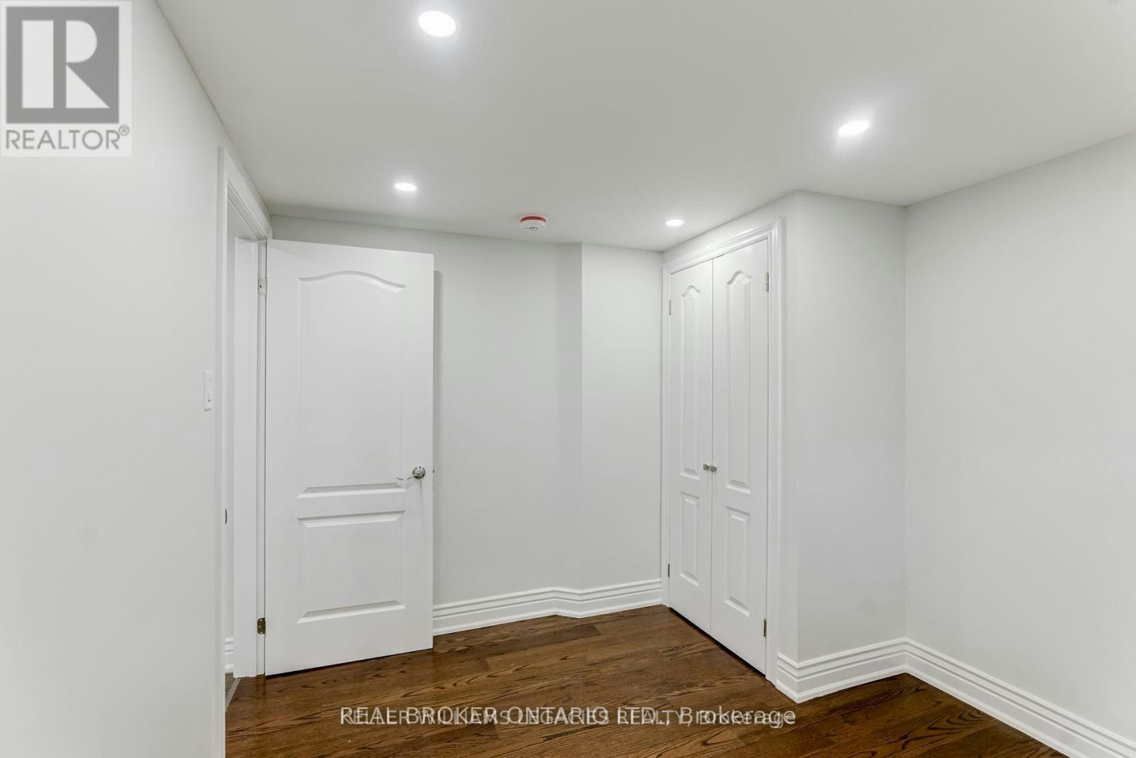 47 Rotary Drive, Toronto, ON, M1B 2J2 - 39