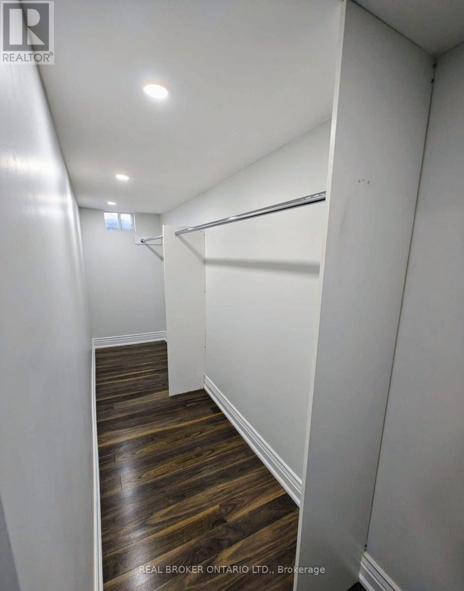 47 Rotary Drive, Toronto, ON, M1B 2J2 - 6