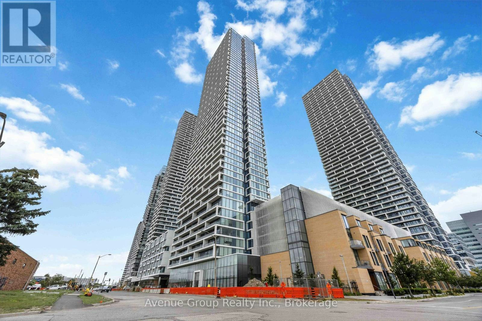2106-898 Portage Parkway, Vaughan, ON, L4K 0J6