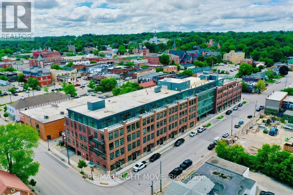403L-21 Matchedash Street S, Orillia, ON, L3V 4W4