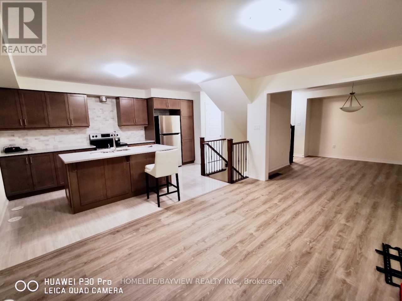 132 Christopher Road, Oakville, ON, L6H 0Y2 - 6