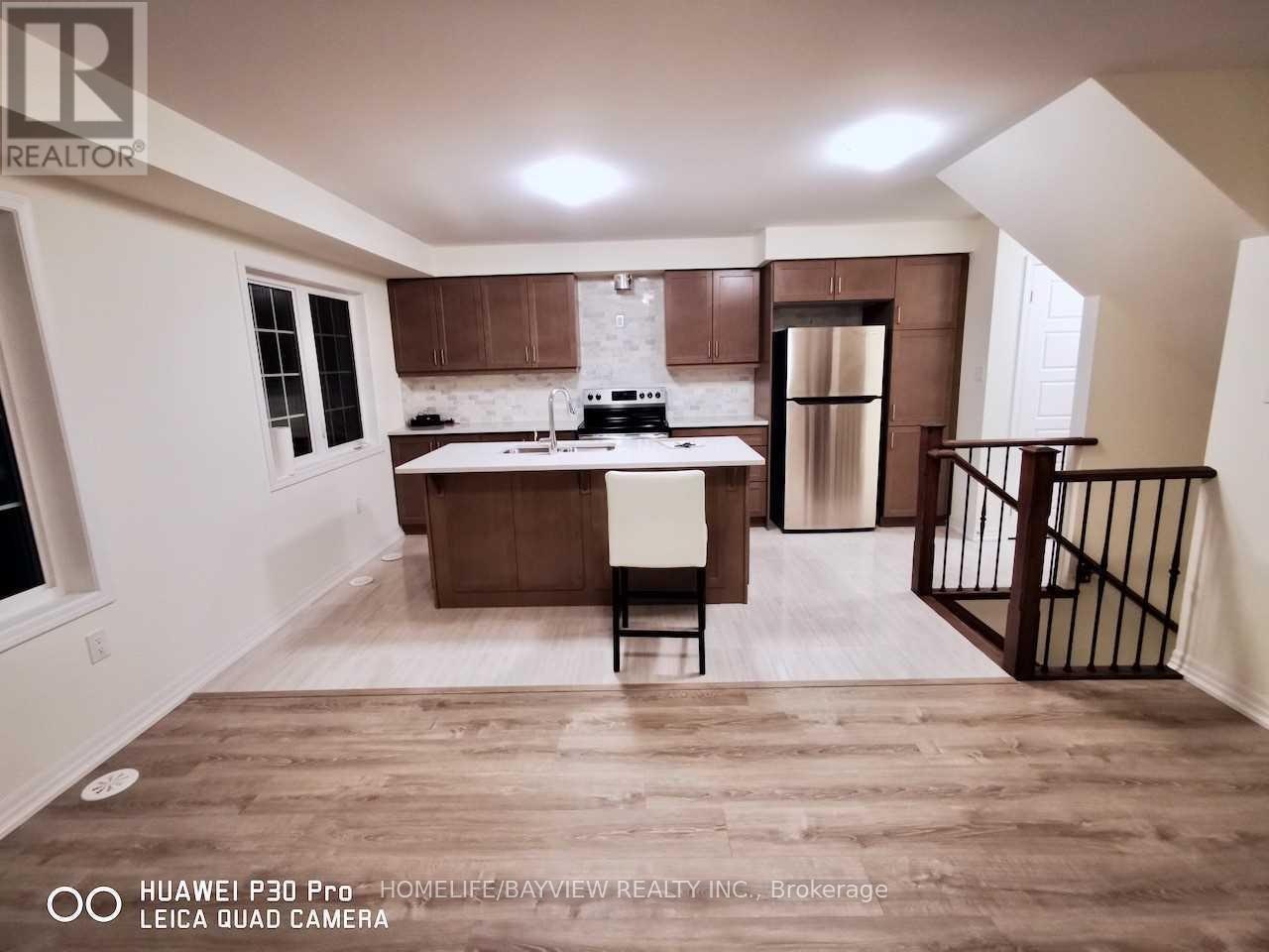 132 Christopher Road, Oakville, ON, L6H 0Y2 - 5