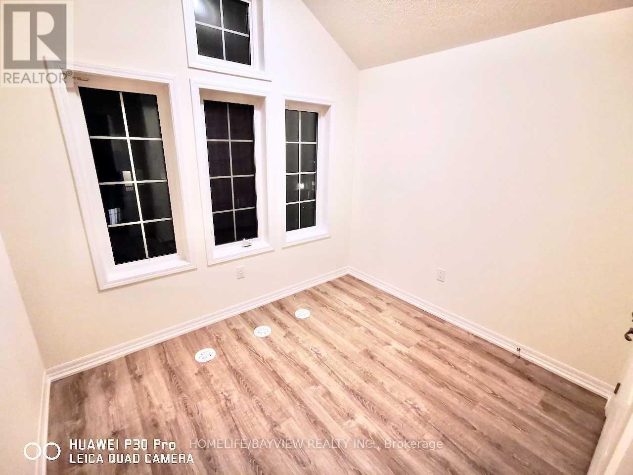 132 Christopher Road, Oakville, ON, L6H 0Y2 - 4