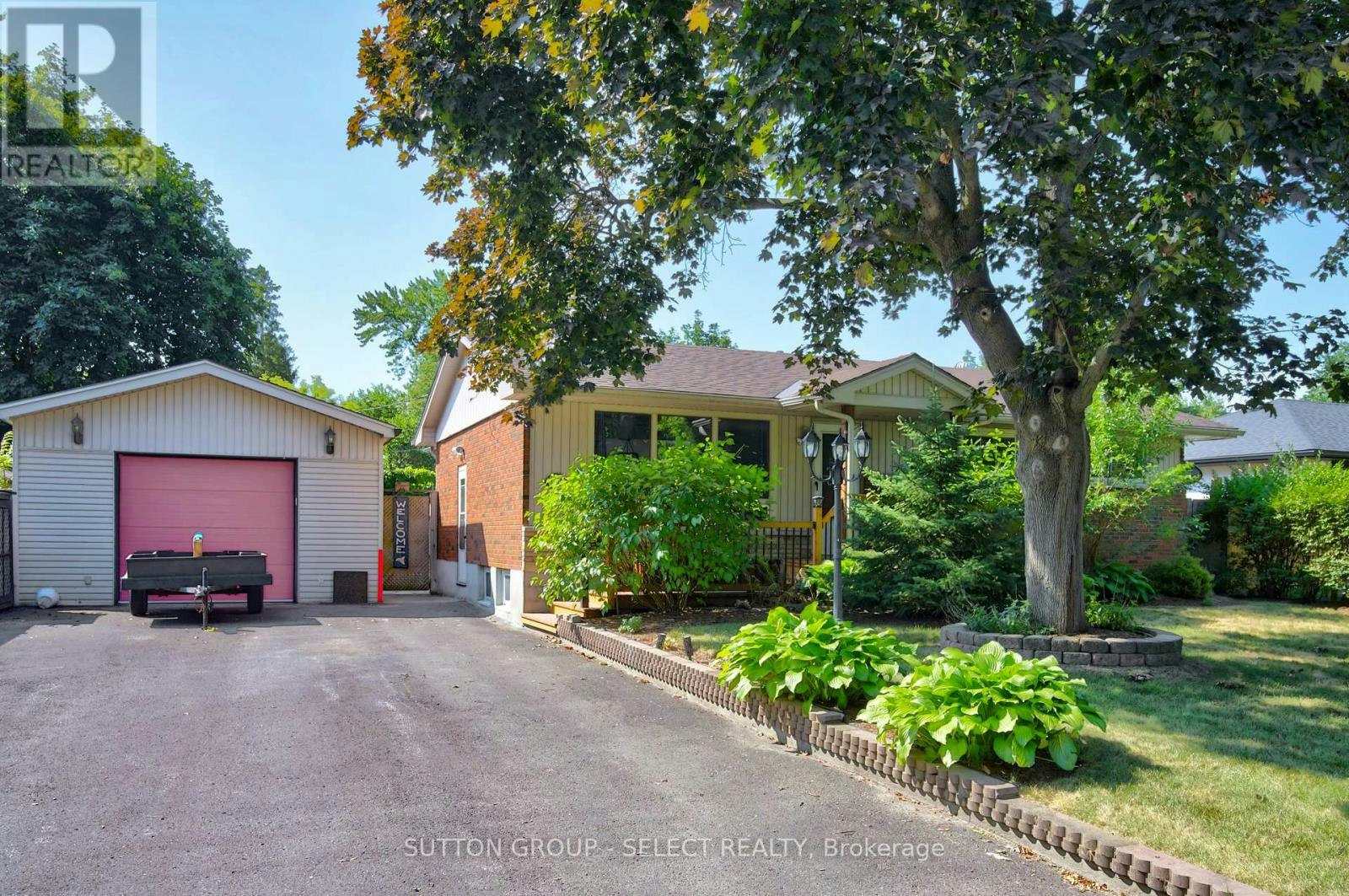 1470 Perth Avenue, London, ON, N5V 2M5