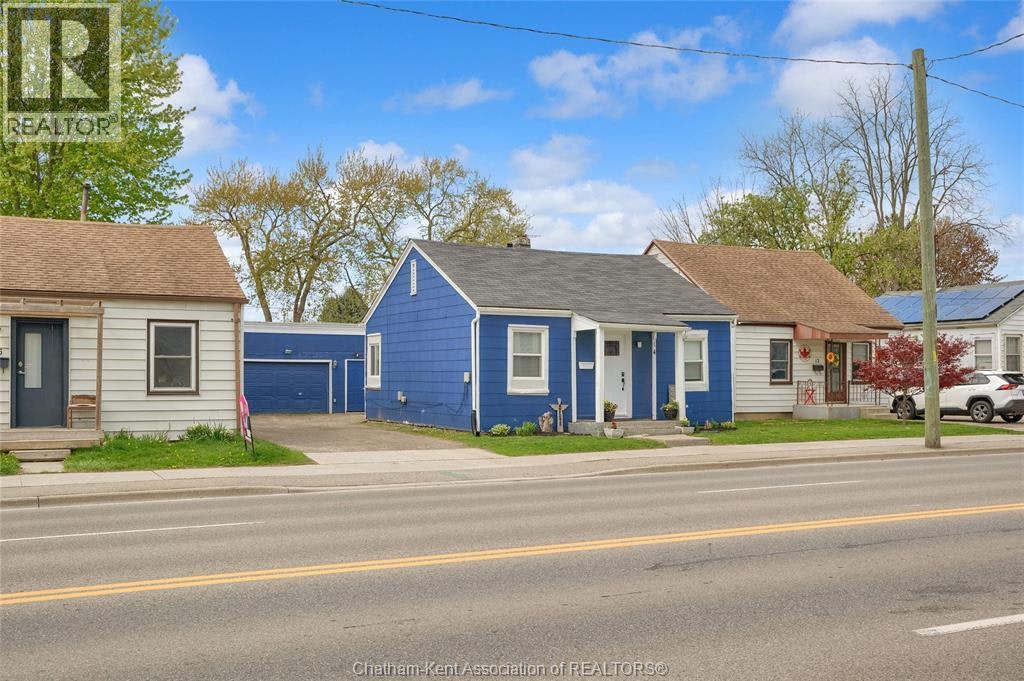 14 Mcnaughton Avenue, Chatham-Kent, ON, N8A 1R8