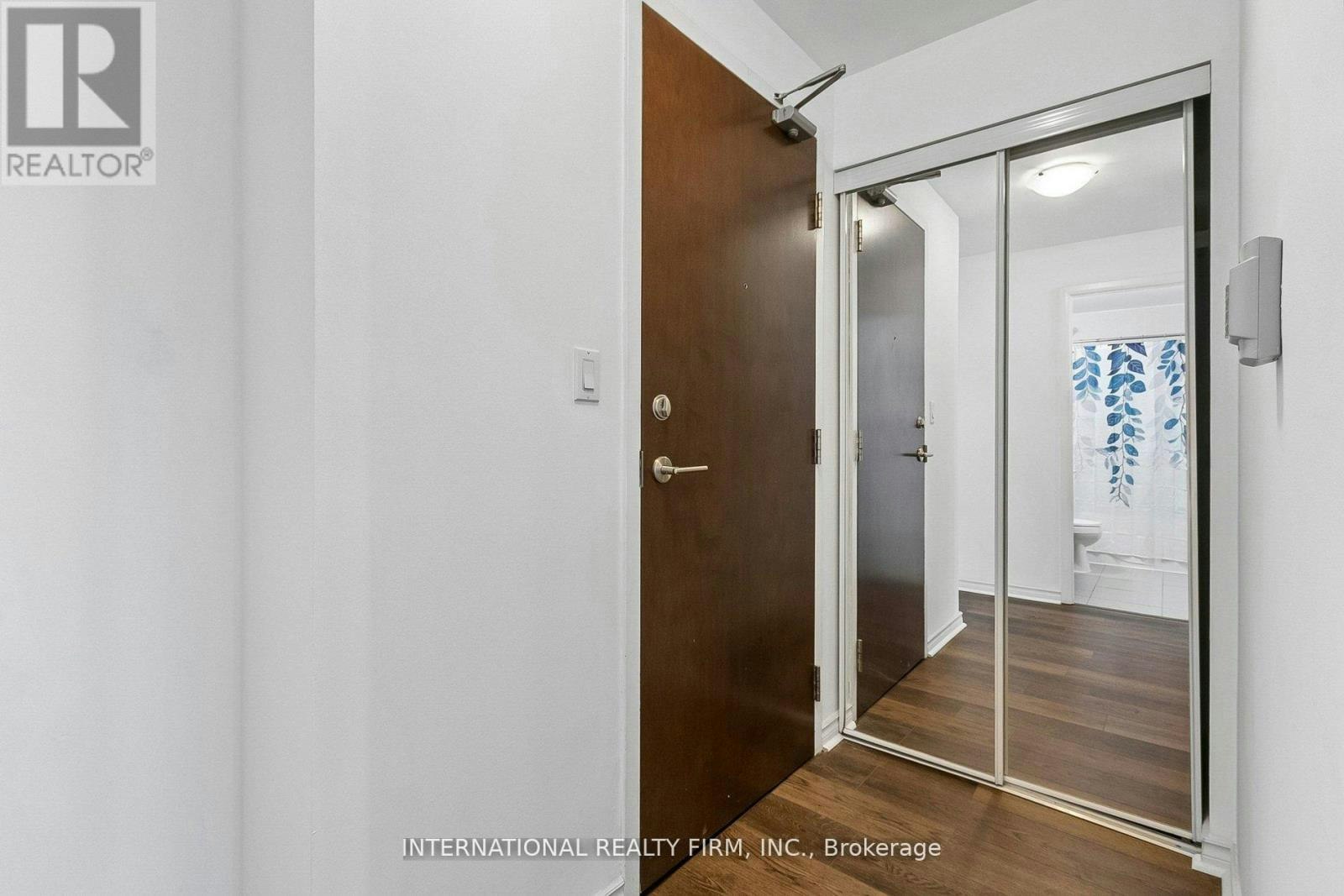1011-3391 Bloor Street W, Toronto, ON, M8X 1G3 - 3