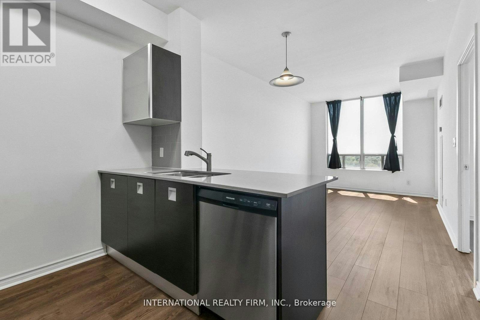 1011-3391 Bloor Street W, Toronto, ON, M8X 1G3 - 22
