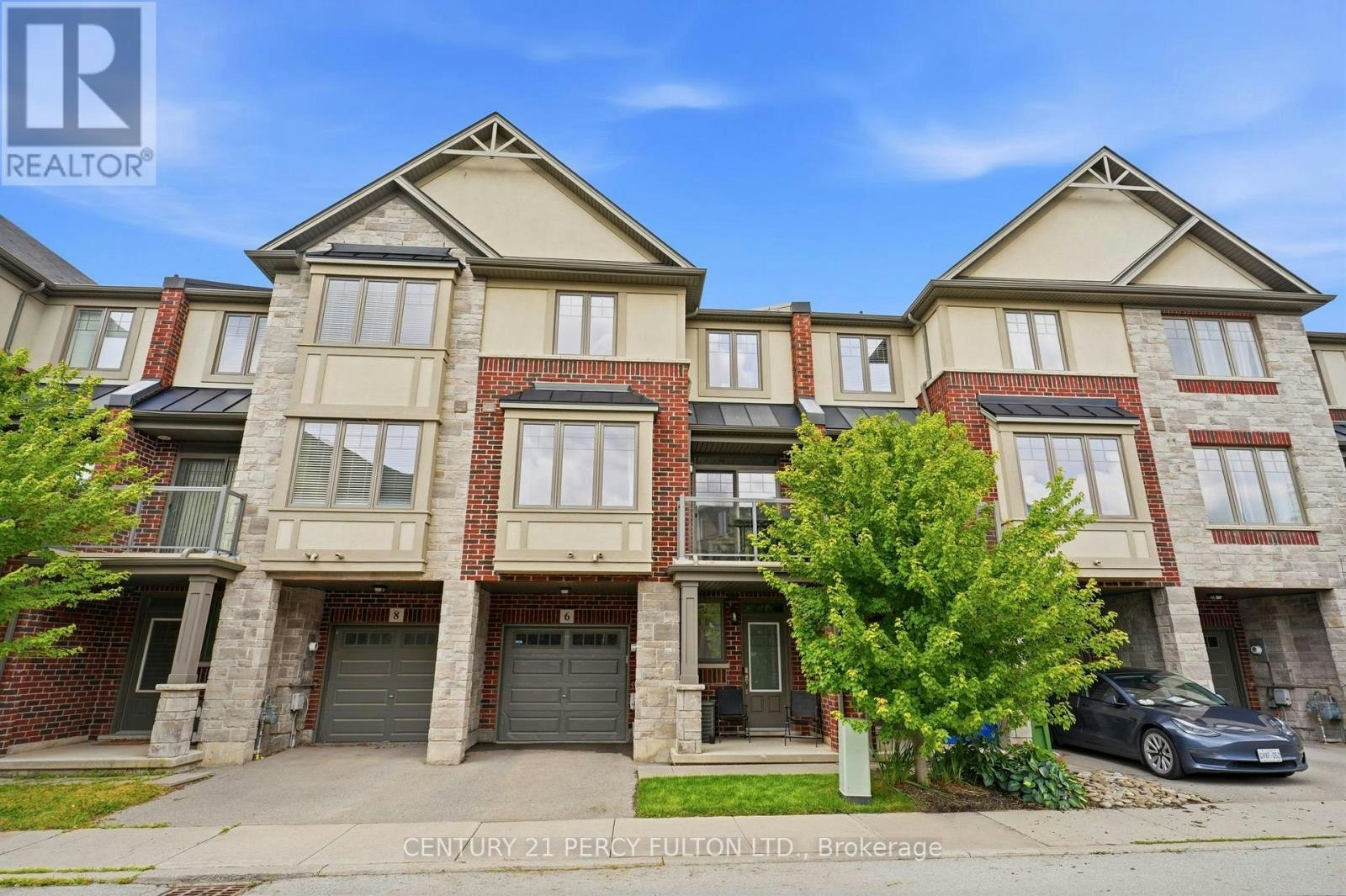 6 Whaley Lane, Hamilton, ON, L9G 0G7