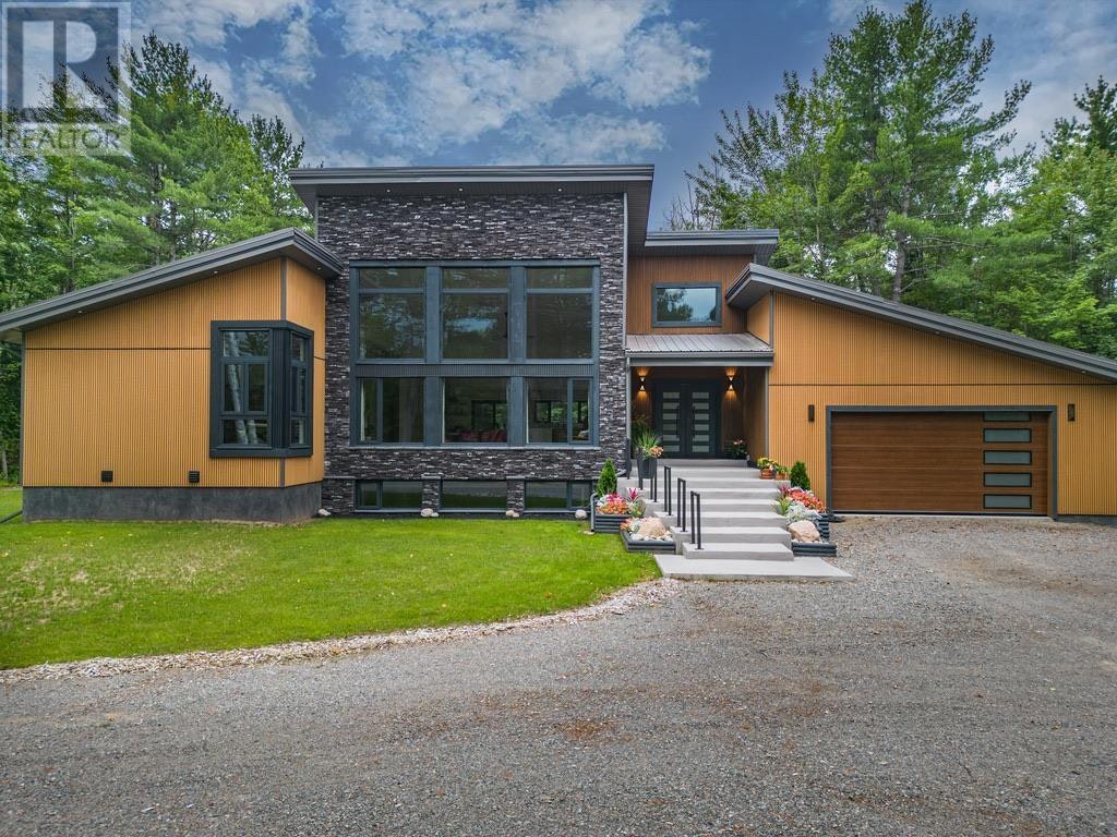 4223 Queen Street, Sault Ste. Marie, ON, P6A 5K9
