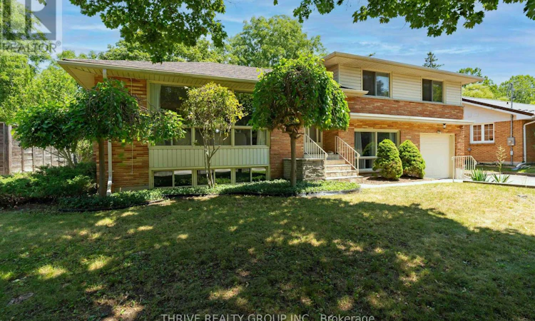 85 Bloomfield Drive