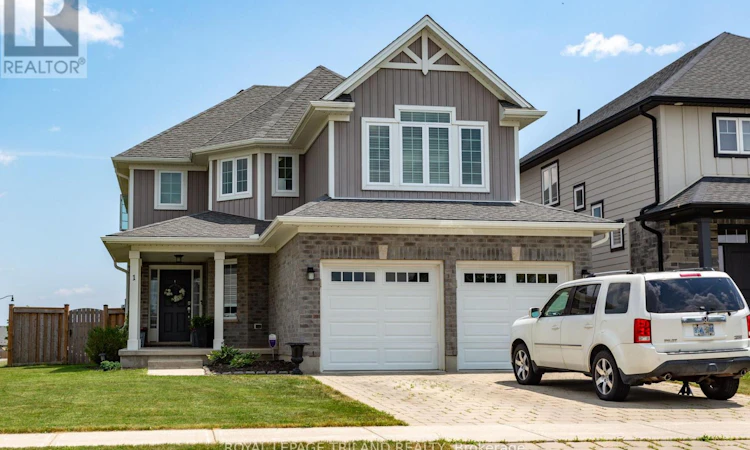 1 Acorn Trail