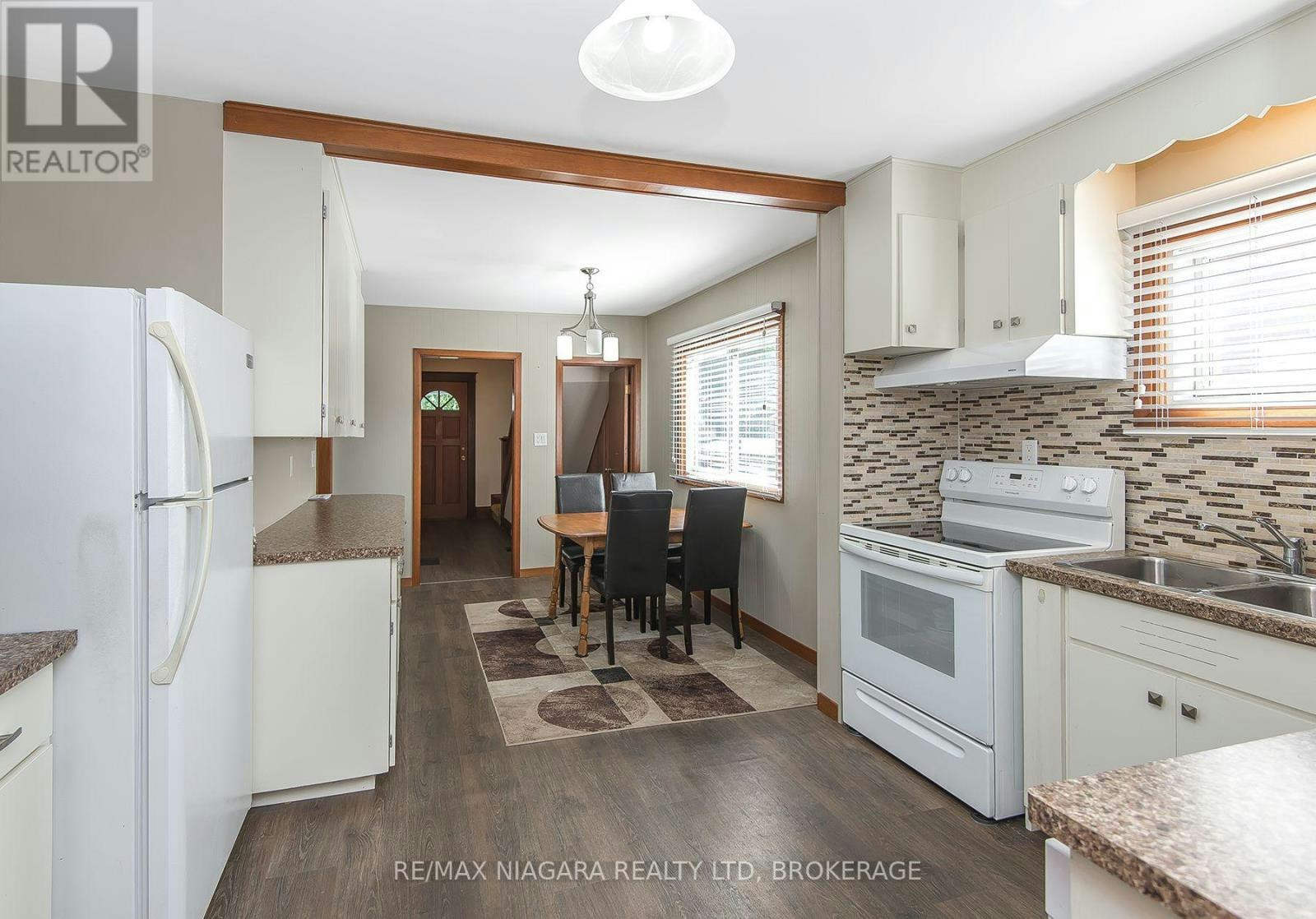 129 Adelaide Street, Port Colborne, ON, L3K 2W4 - 20