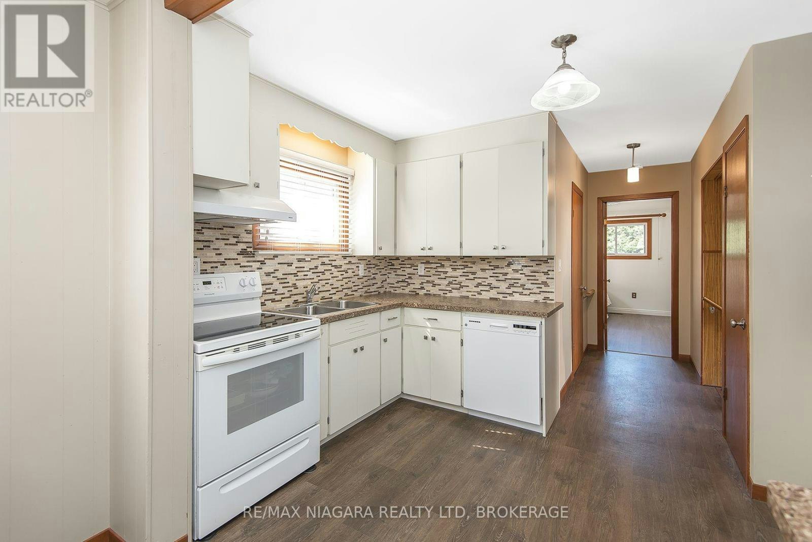 129 Adelaide Street, Port Colborne, ON, L3K 2W4 - 22