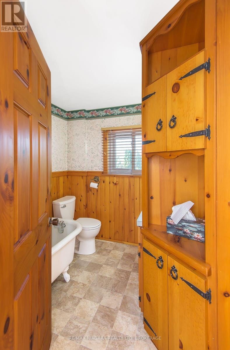 129 Adelaide Street, Port Colborne, ON, L3K 2W4 - 7