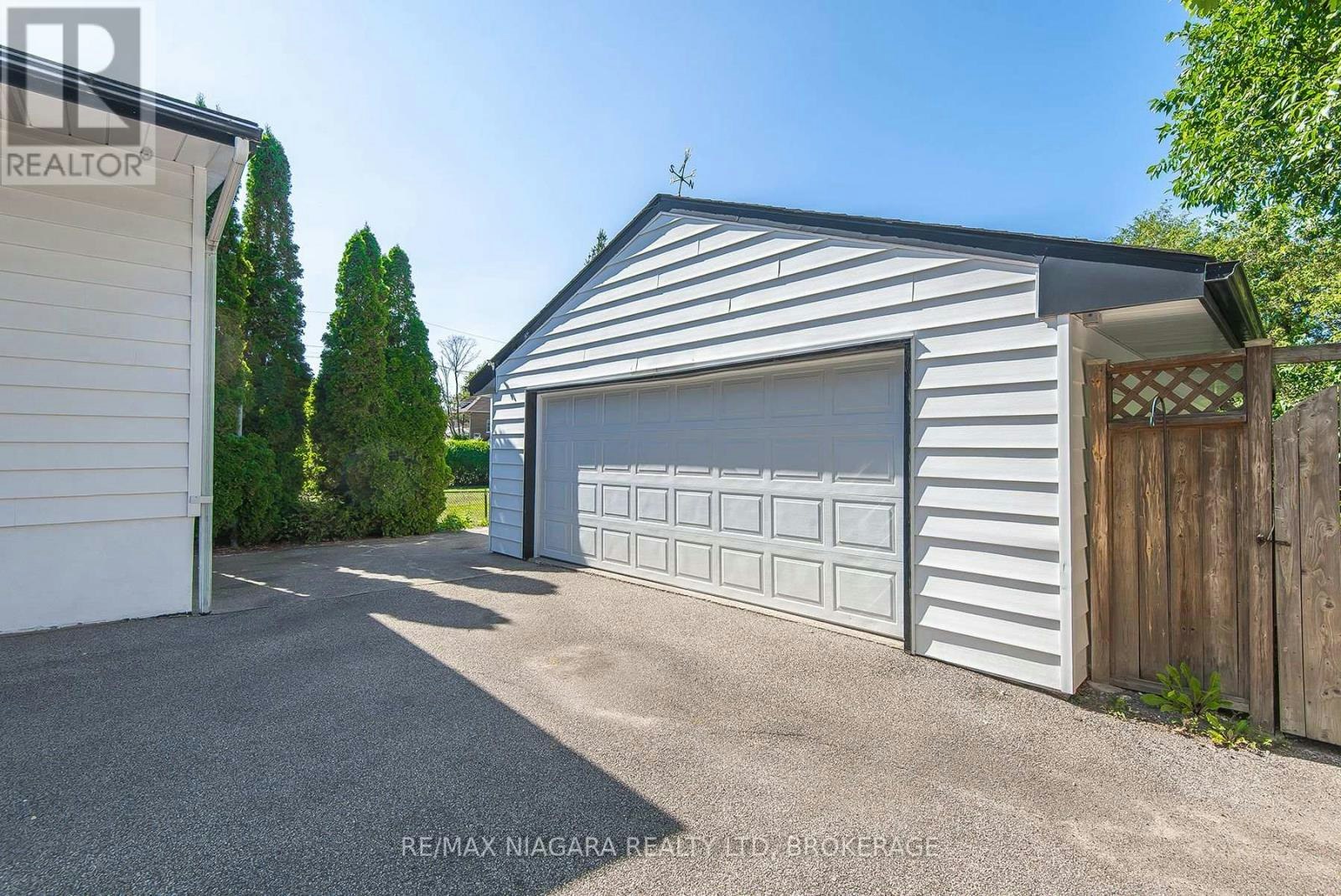 129 Adelaide Street, Port Colborne, ON, L3K 2W4 - 3