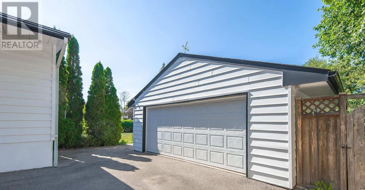 129 Adelaide Street, Port Colborne, ON, L3K 2W4 - 3