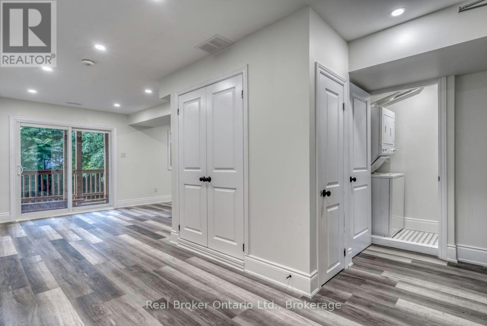 1-220 Caroline Street S, Hamilton, ON, L8P 3L4 - 6
