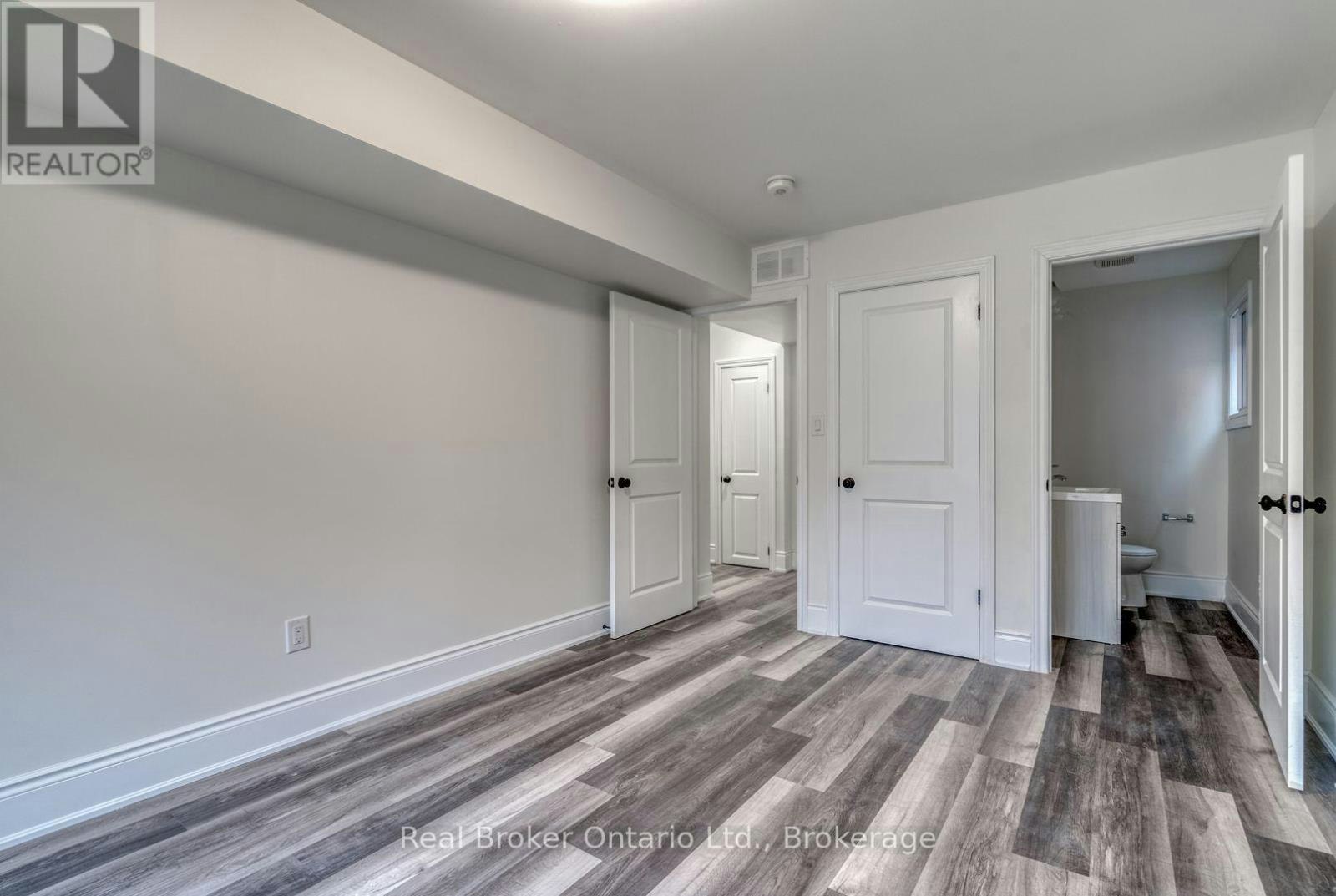 1-220 Caroline Street S, Hamilton, ON, L8P 3L4 - 11