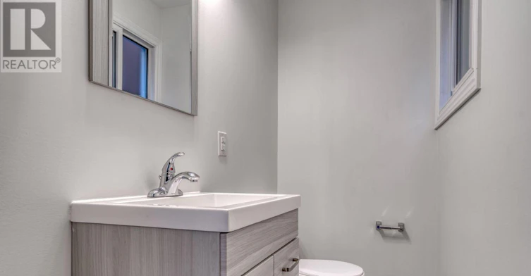 1-220 Caroline Street S, Hamilton, ON, L8P 3L4 - 12
