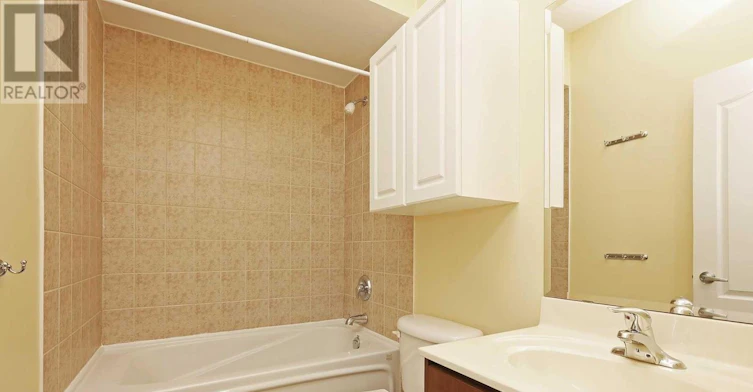 1-20 Shires Lane, Toronto, ON, M8Z 6E1 - 20