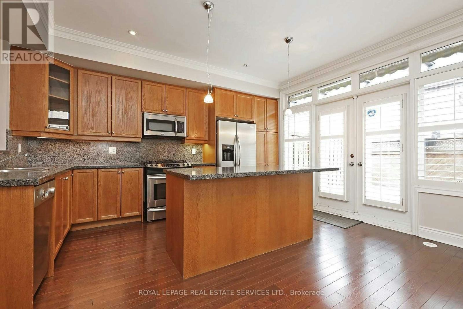 1-20 Shires Lane, Toronto, ON, M8Z 6E1 - 7
