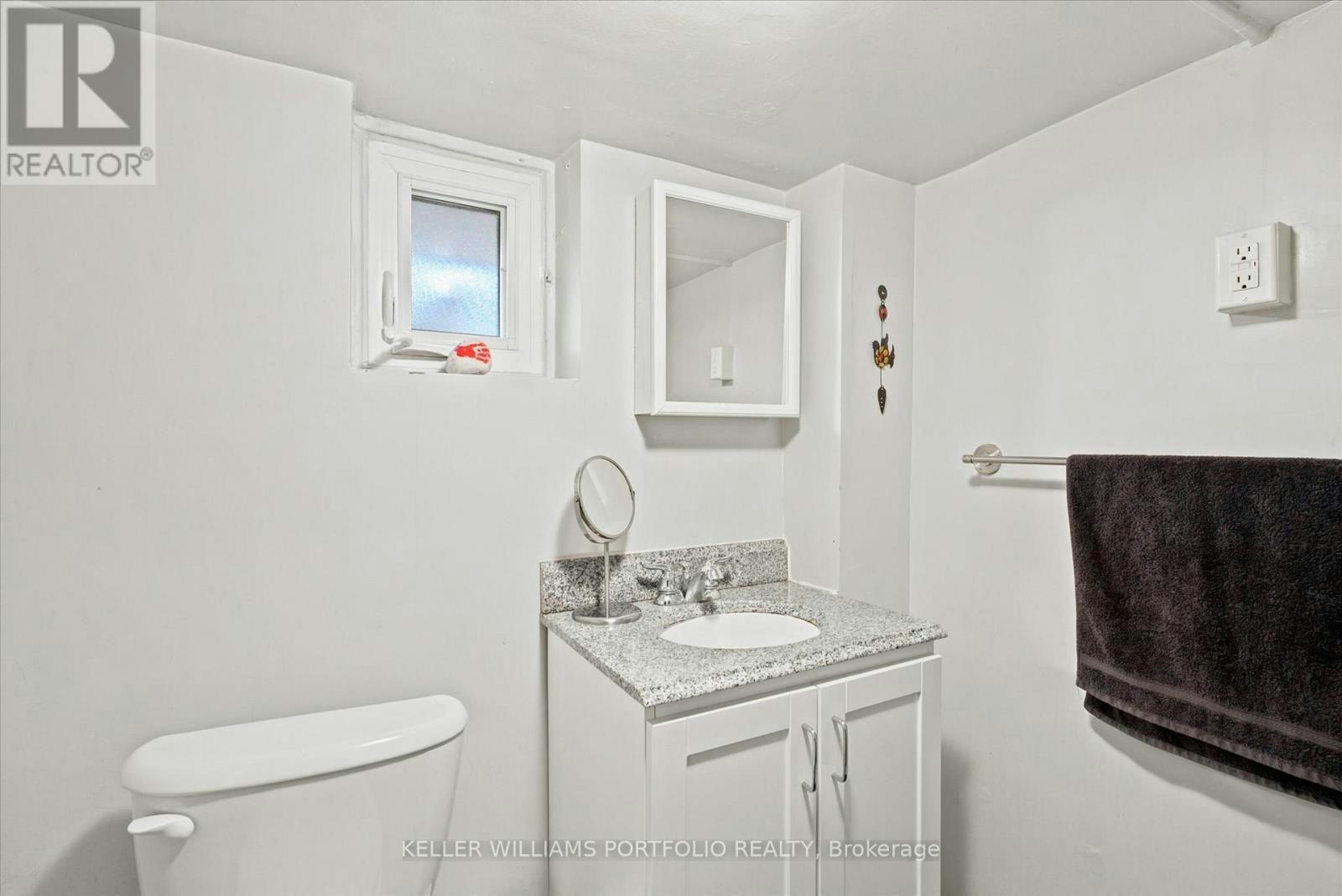 364 Westmoreland Avenue N, Toronto, ON, M6H 3A7 - 43