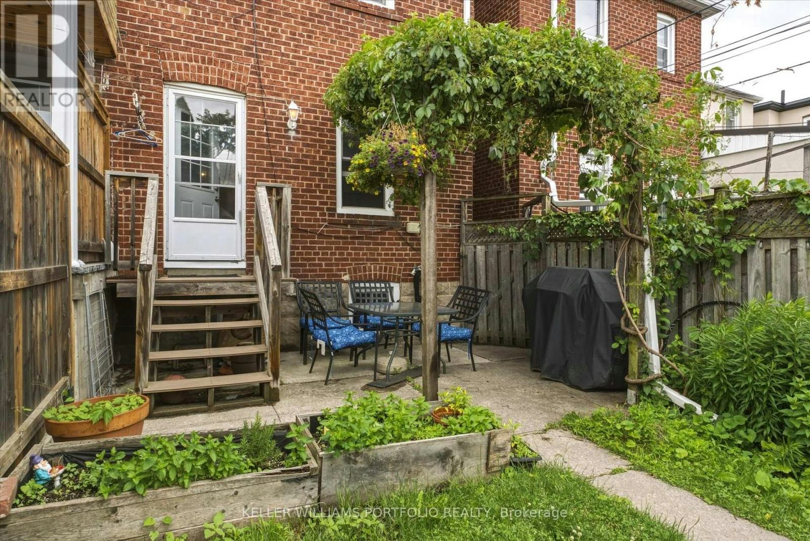 364 Westmoreland Avenue N, Toronto, ON, M6H 3A7 - 46