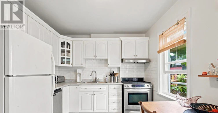 364 Westmoreland Avenue N, Toronto, ON, M6H 3A7 - 17