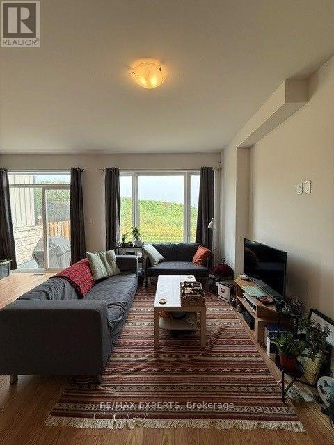 113 Pike Street, Smith-Ennismore-Lakefield, ON, K9K 0J5 - 11