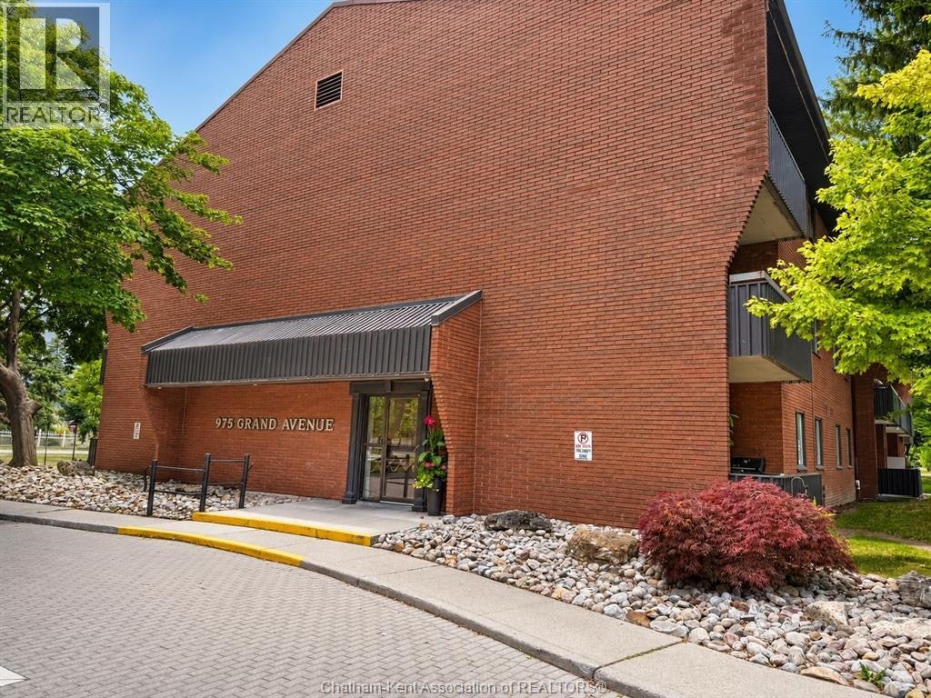 304-975 Grand Avenue West, Chatham-Kent, ON, N7L 4Z6