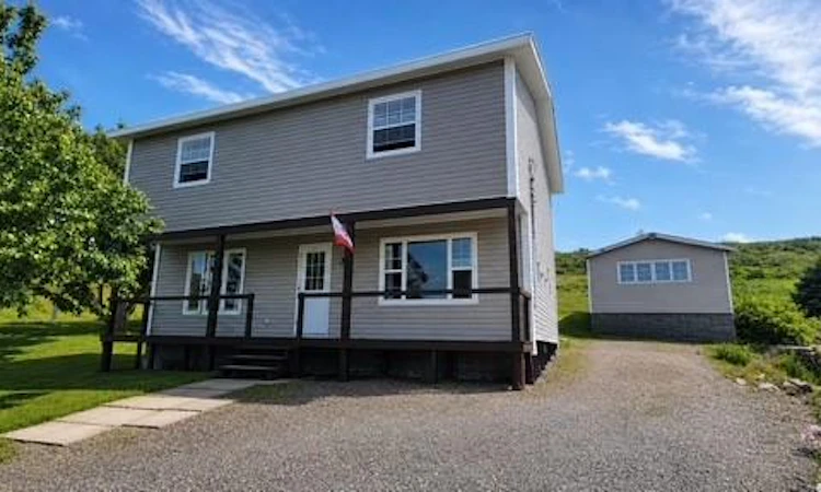 10 Bayview Lane
