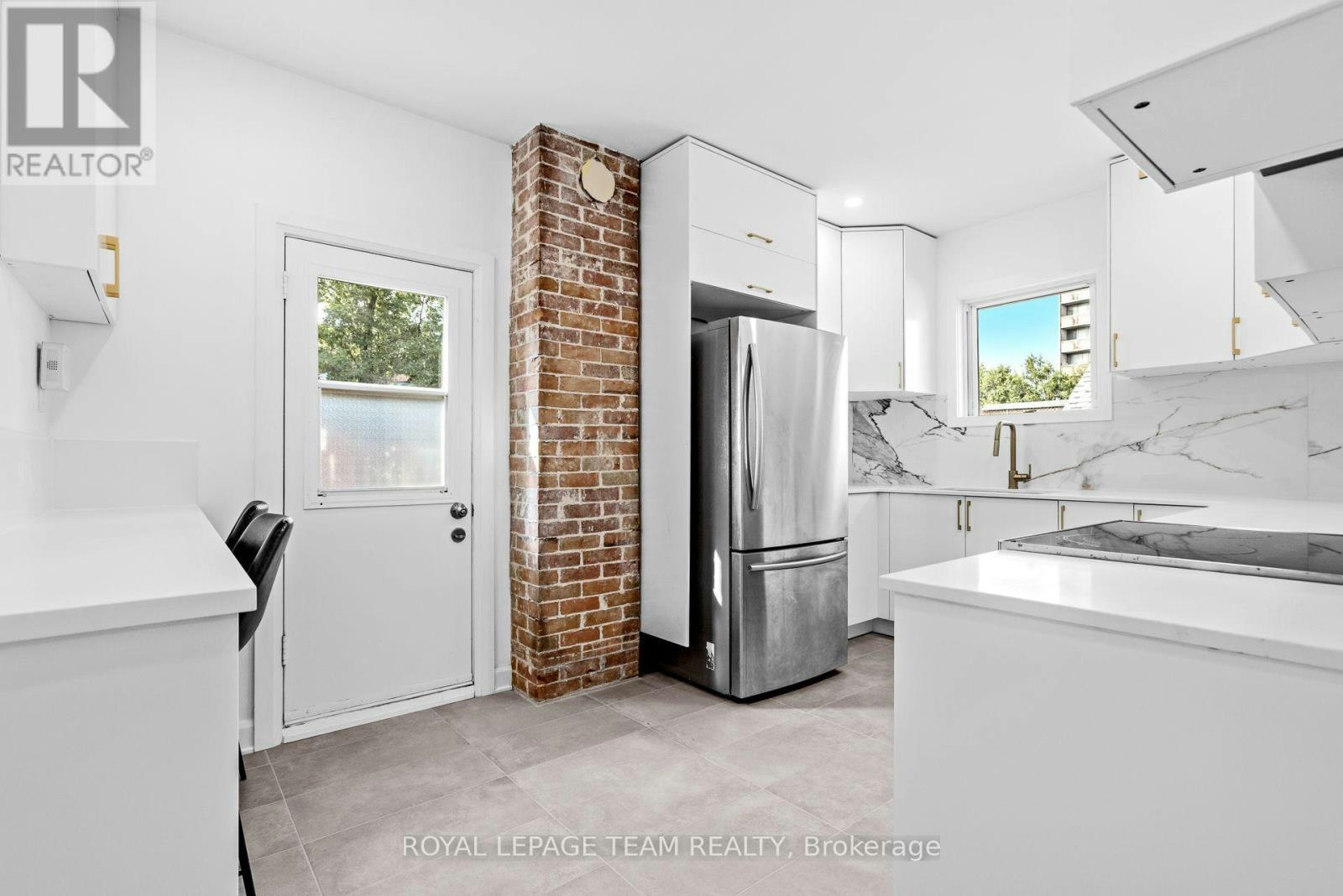 2-52 Lees Avenue, Ottawa, ON, K1S 0B9 - 20
