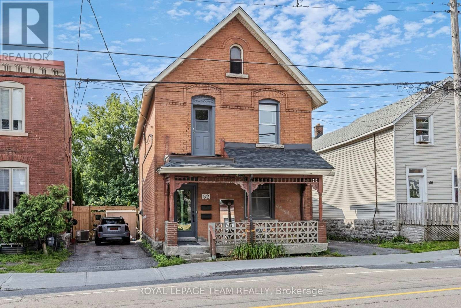 2-52 Lees Avenue, Ottawa, ON, K1S 0B9