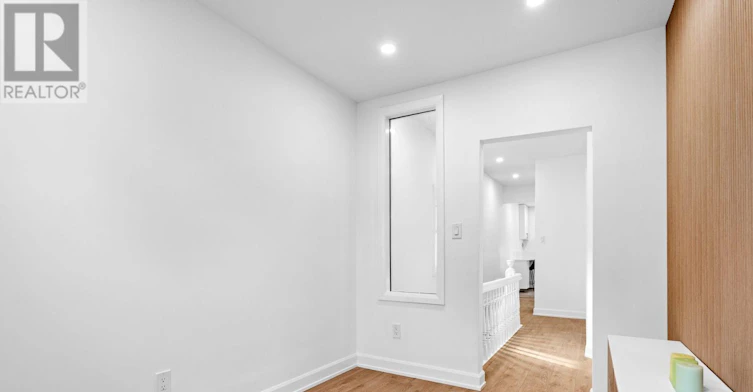 2-52 Lees Avenue, Ottawa, ON, K1S 0B9 - 6