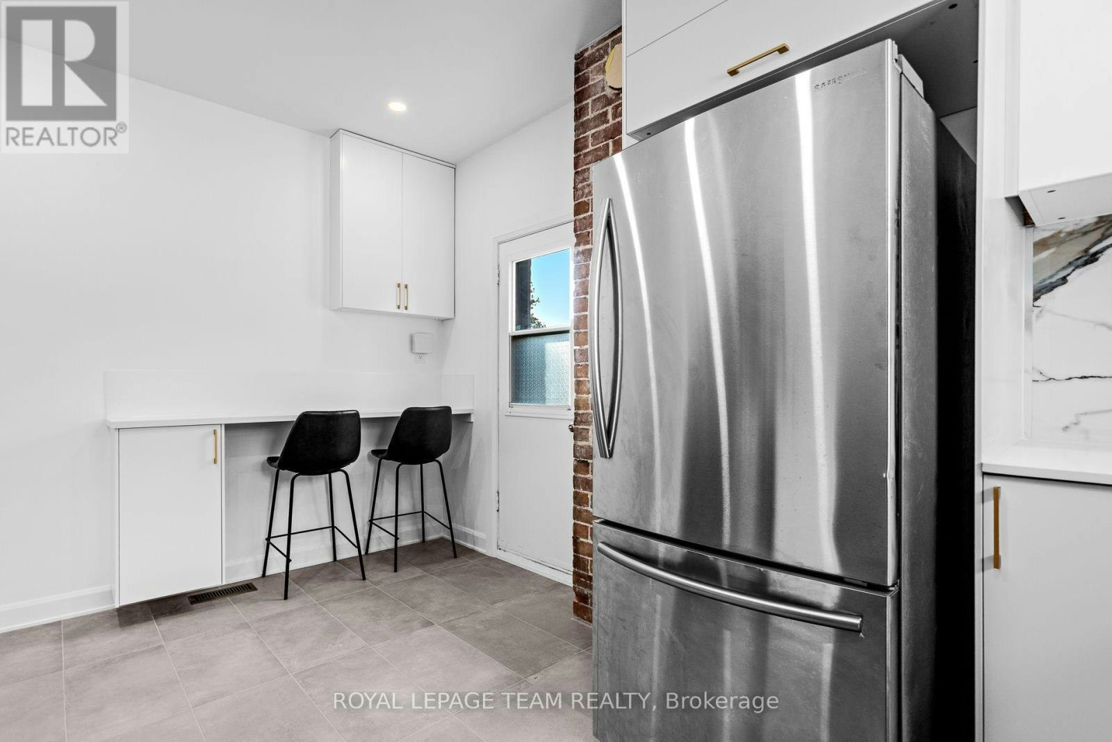 2-52 Lees Avenue, Ottawa, ON, K1S 0B9 - 23