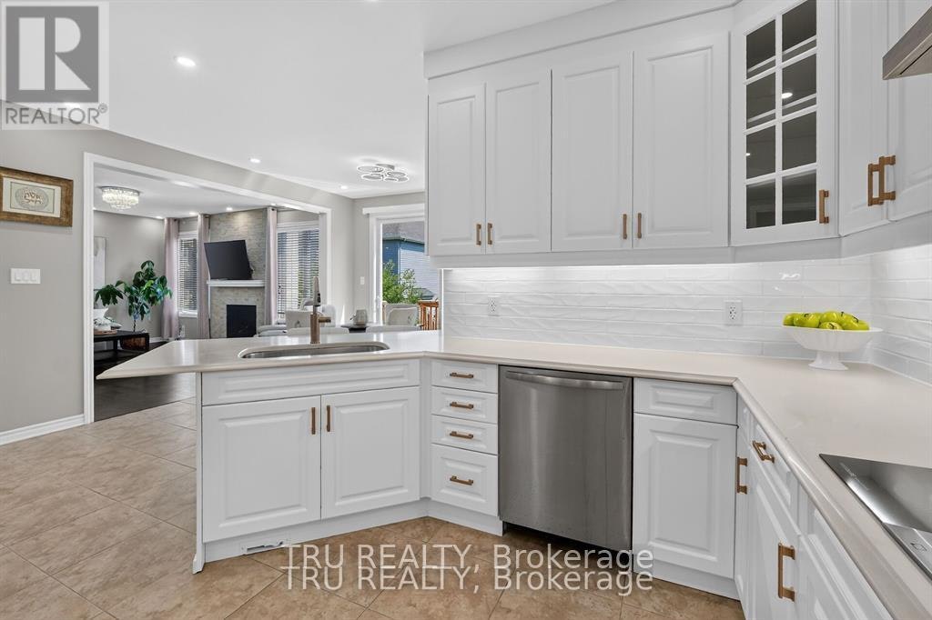 26 Palmeto Court, Ottawa, ON, K2S 0X2 - 14