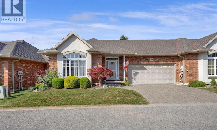 10 Oakgrove Lane