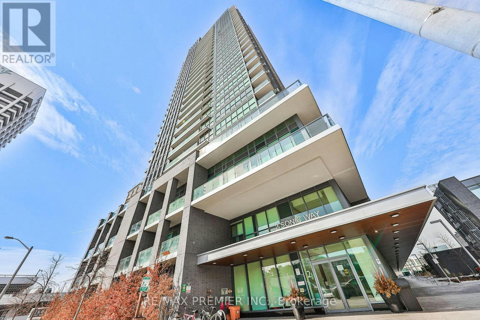 610-2 Sonic Way, Toronto, ON, M3C 0P2 - 2