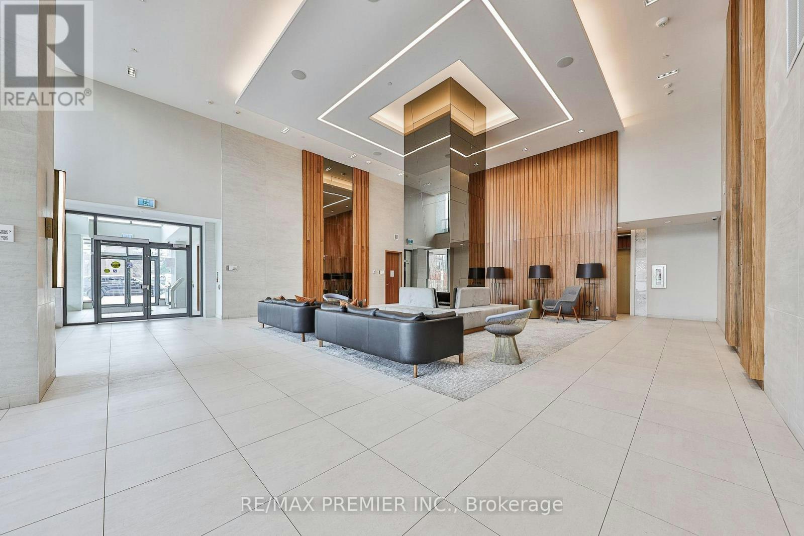 610-2 Sonic Way, Toronto, ON, M3C 0P2 - 5