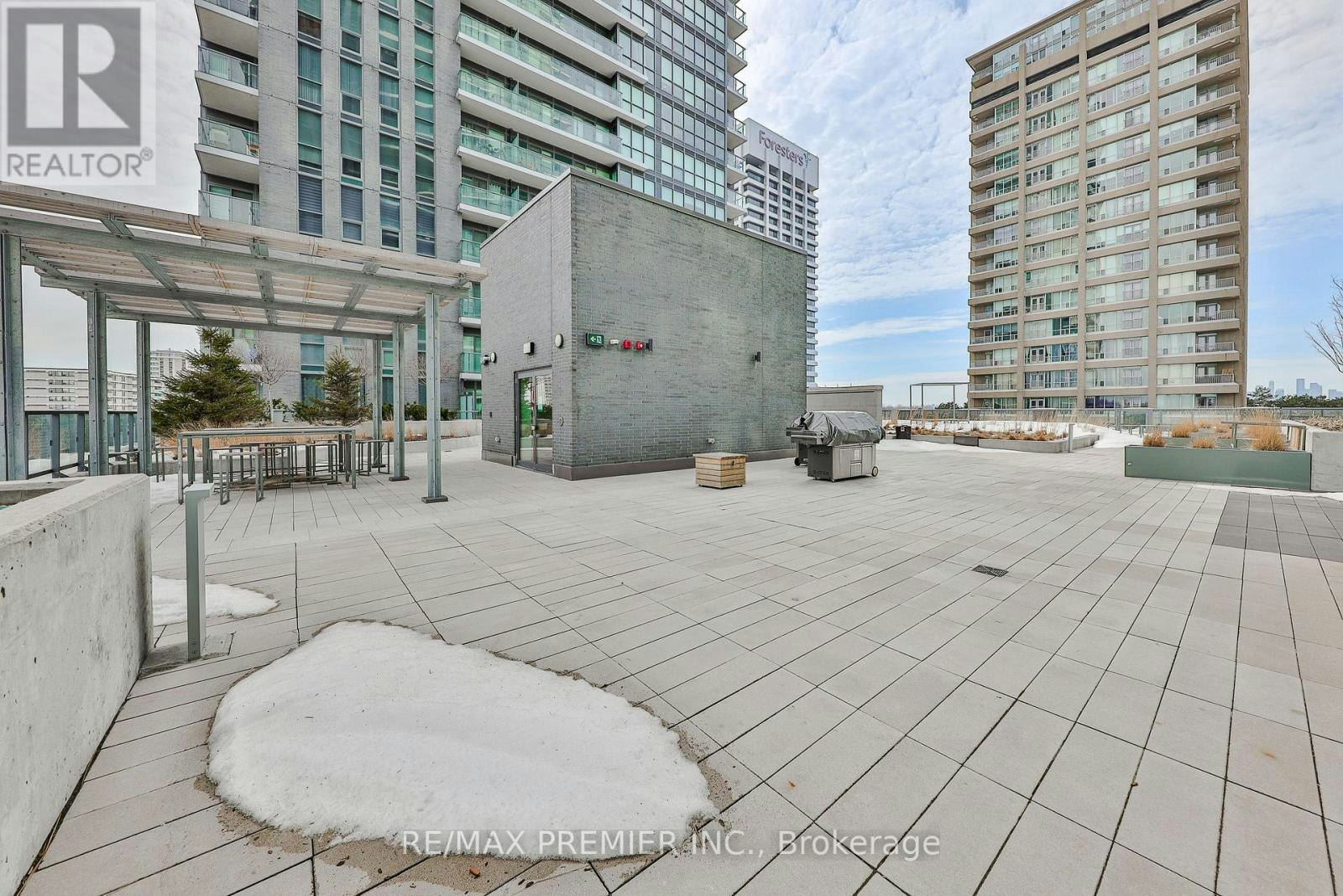 610-2 Sonic Way, Toronto, ON, M3C 0P2 - 43
