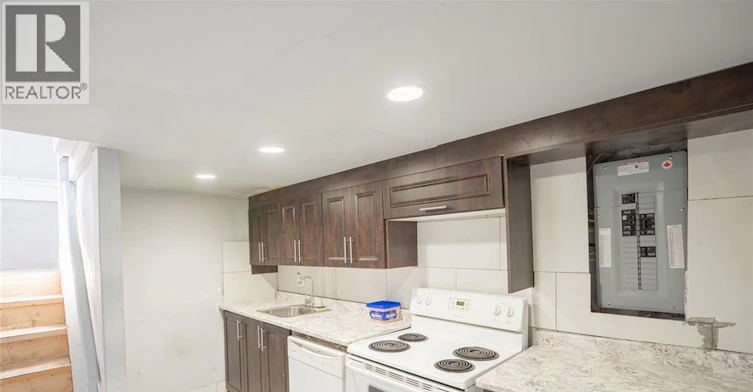 354 Curry Avenue, Windsor, ON, N9B 2B7 - 11