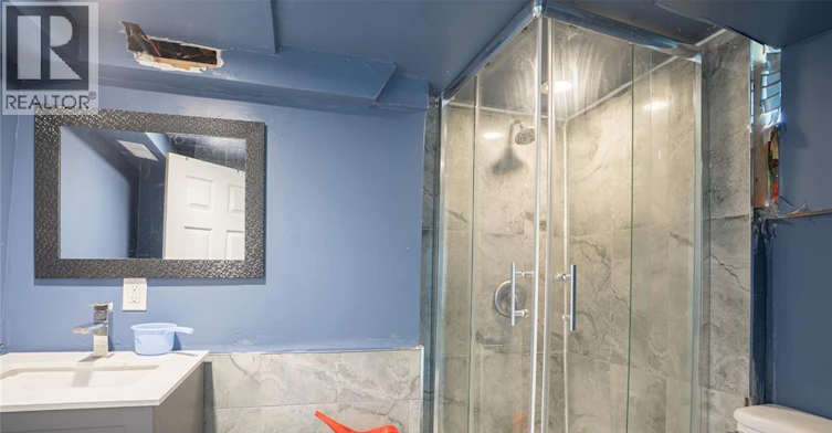 354 Curry Avenue, Windsor, ON, N9B 2B7 - 17