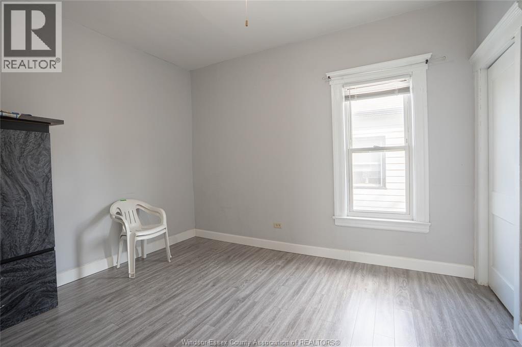 354 Curry Avenue, Windsor, ON, N9B 2B7 - 9