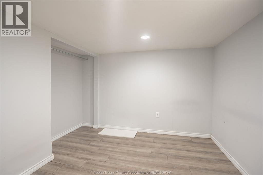 354 Curry Avenue, Windsor, ON, N9B 2B7 - 14