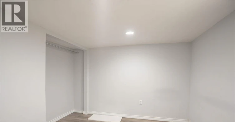 354 Curry Avenue, Windsor, ON, N9B 2B7 - 14