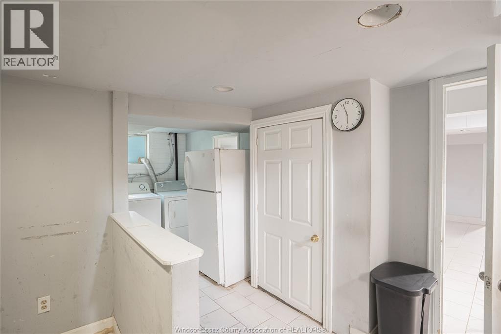 354 Curry Avenue, Windsor, ON, N9B 2B7 - 12