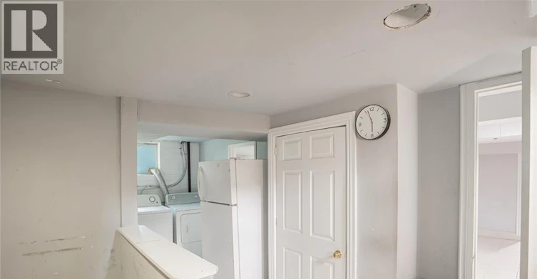 354 Curry Avenue, Windsor, ON, N9B 2B7 - 12