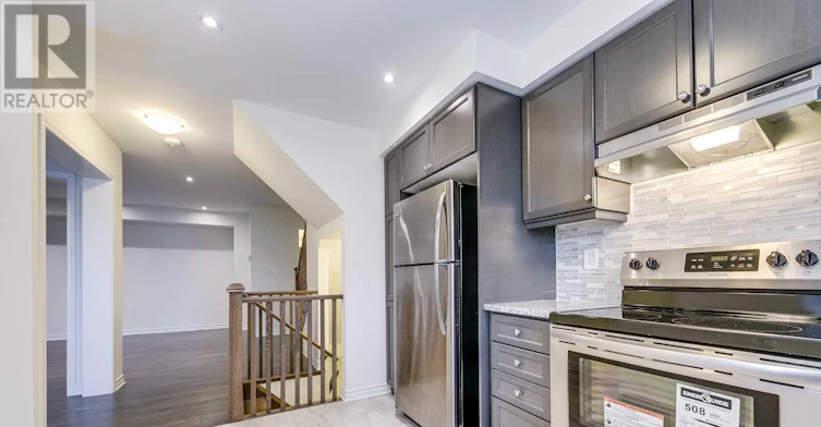 77 Mcalister Avenue, Richmond Hill, ON, L4S 0L2 - 2