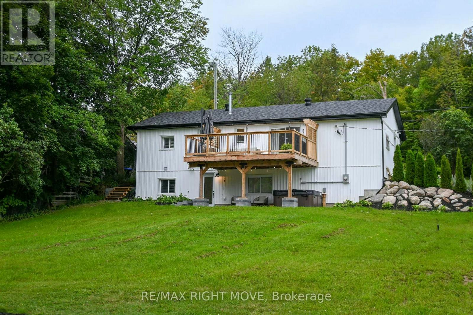 4287 Huronia Road, Severn, ON, L3V 0G6 - 35