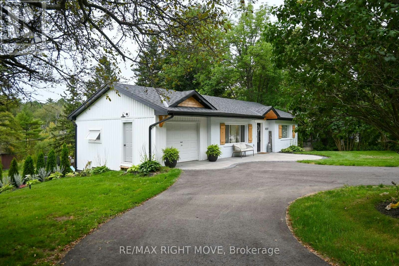 4287 Huronia Road, Severn, ON, L3V 0G6 - 2